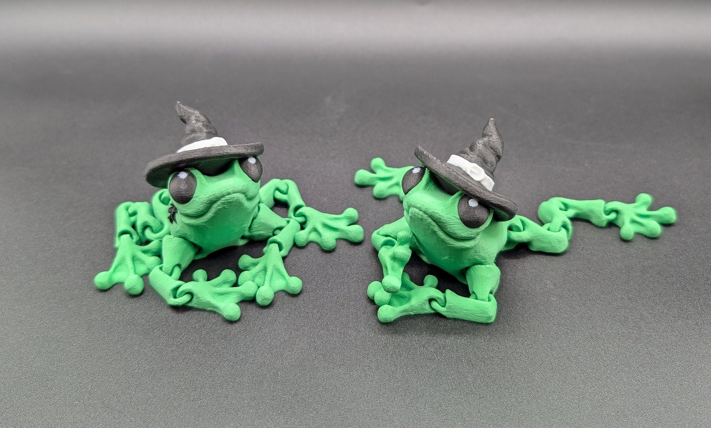 Articulated Witchy Halloween Frog