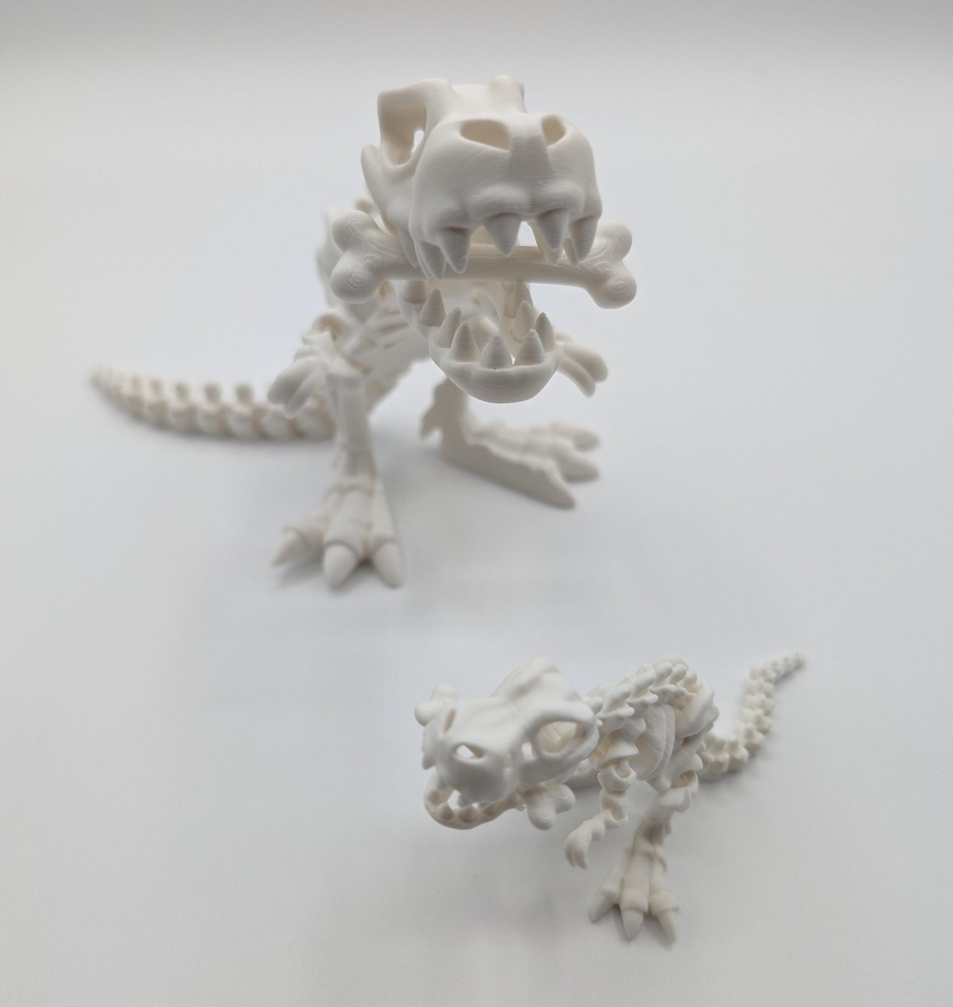 T-Rex Articulating T-Rex Skeleton Fidget Dinosaur Decoration Mesmerizing Stress Relief Toy Prehistoric Fidget Desk Stress Toy