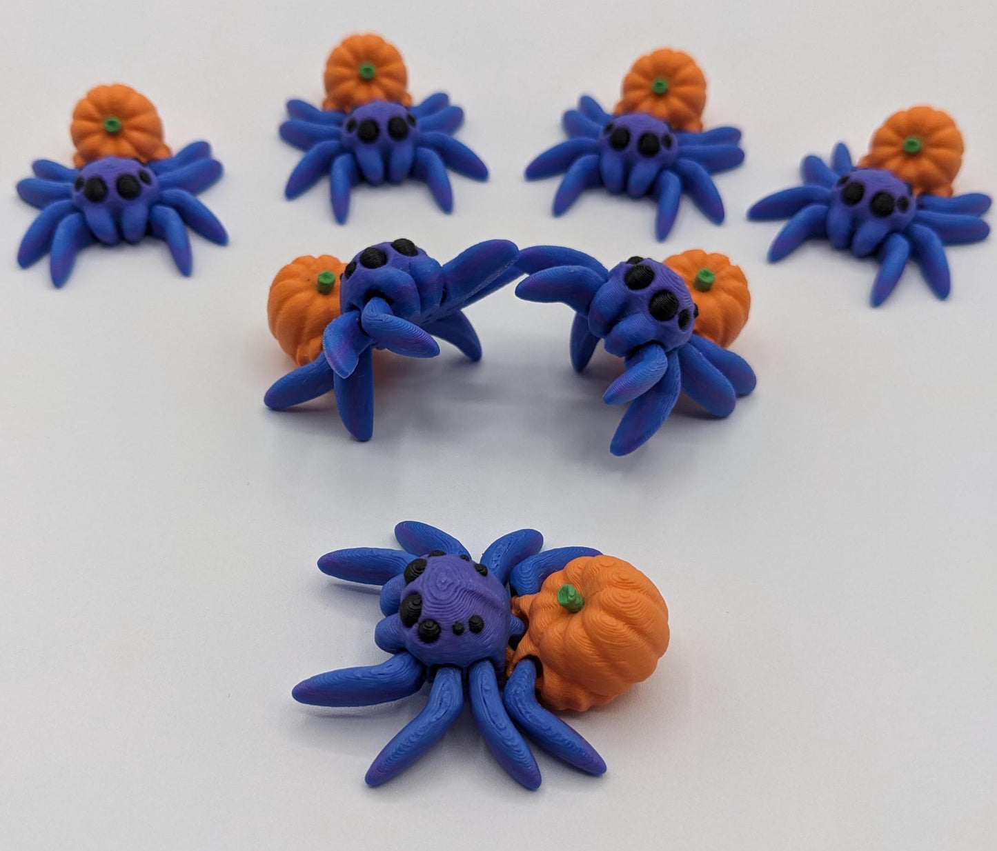 Introducing our Articulated Halloween Pumpkin Spider Fidget Toy, a delightful combination of spooky  fun and stress relief. Perfect for Halloween lovers and fidget enthusiasts, this spider toy offers a unique way to unwind and celebrate the season.