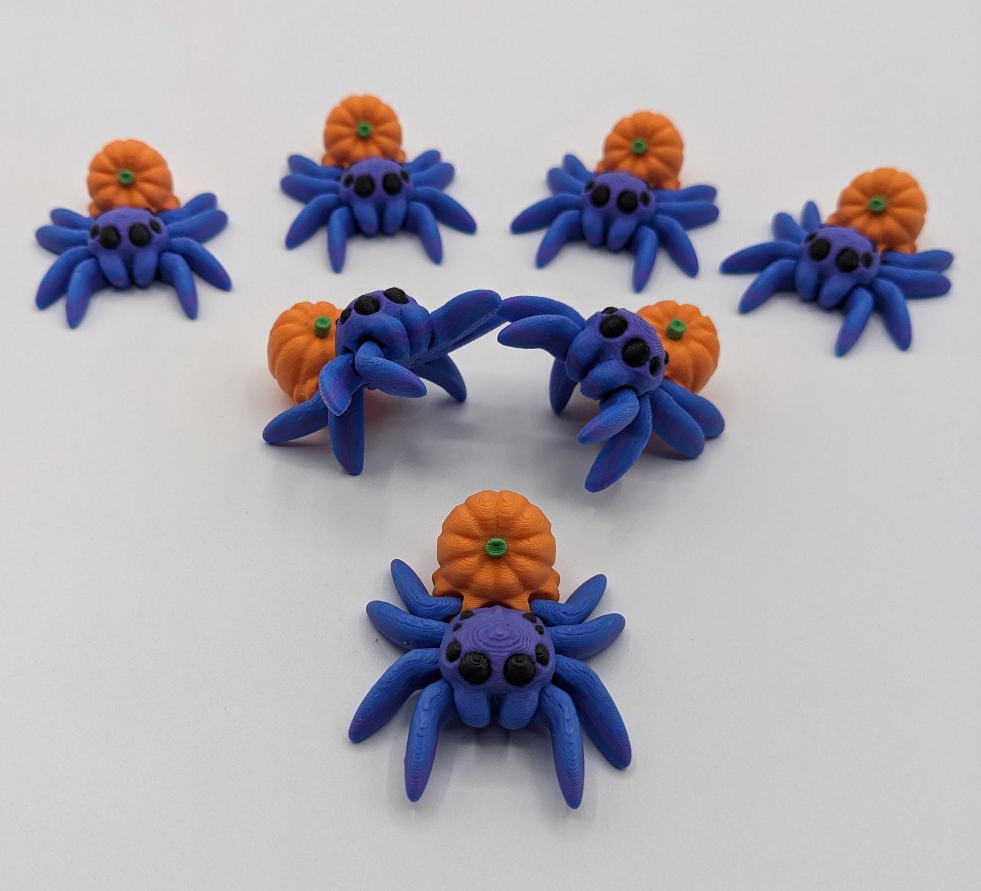 Introducing our Articulated Halloween Pumpkin Spider Fidget Toy, a delightful combination of spooky  fun and stress relief. Perfect for Halloween lovers and fidget enthusiasts, this spider toy offers a unique way to unwind and celebrate the season.