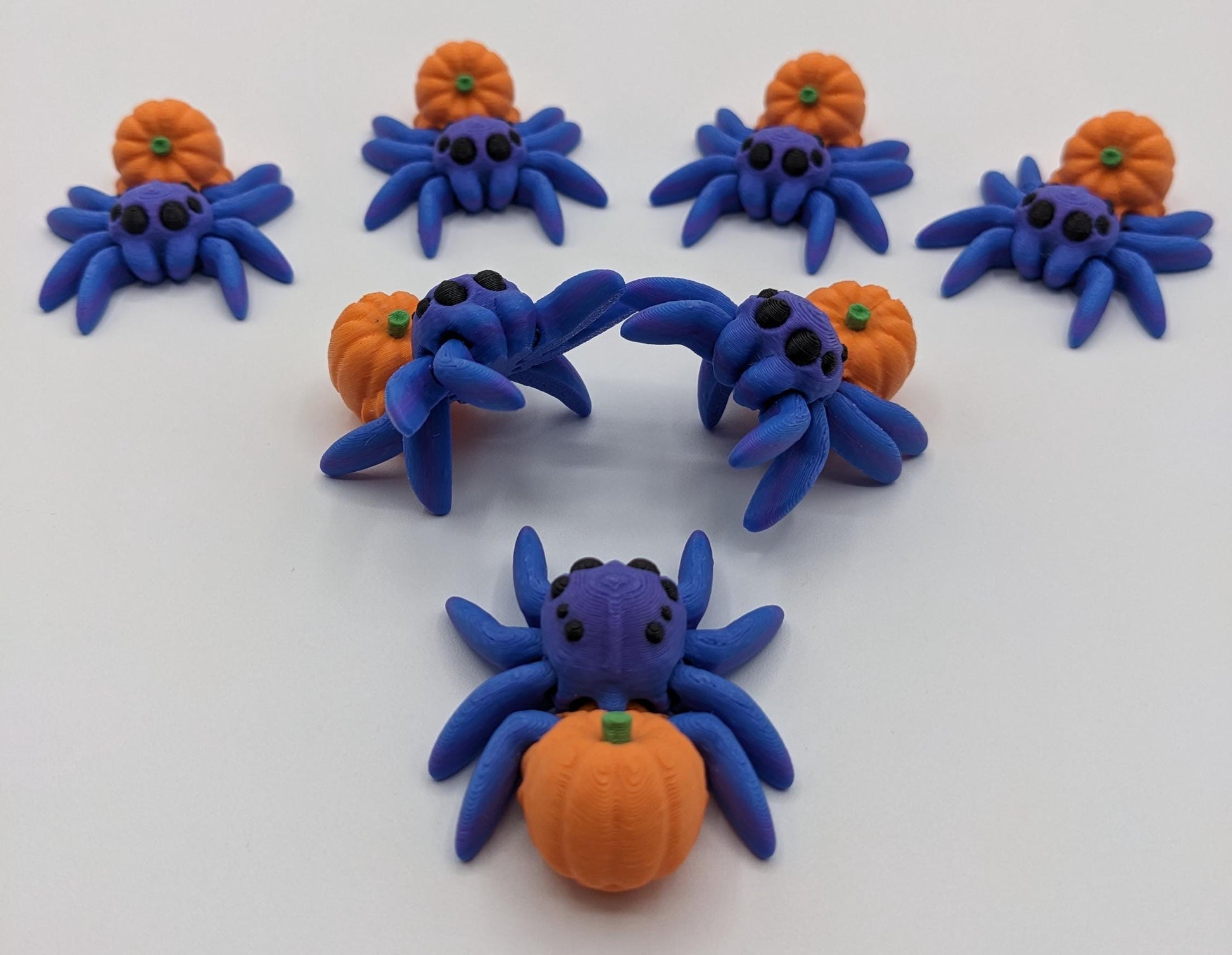 Introducing our Articulated Halloween Pumpkin Spider Fidget Toy, a delightful combination of spooky  fun and stress relief. Perfect for Halloween lovers and fidget enthusiasts, this spider toy offers a unique way to unwind and celebrate the season.