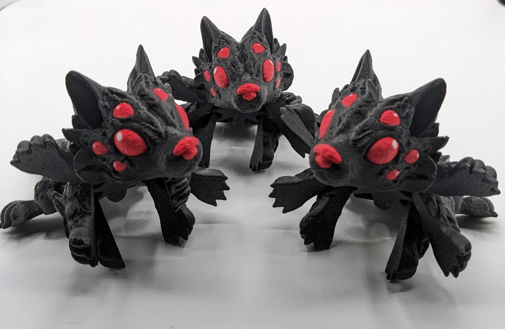 Our Large Articulated Wolf Spider features lifelike articulation, allowing you to pose it in various ways. Perfect for adding a creepy yet cool vibe to any room, this spider is a must-have for enthusiasts of all ages.