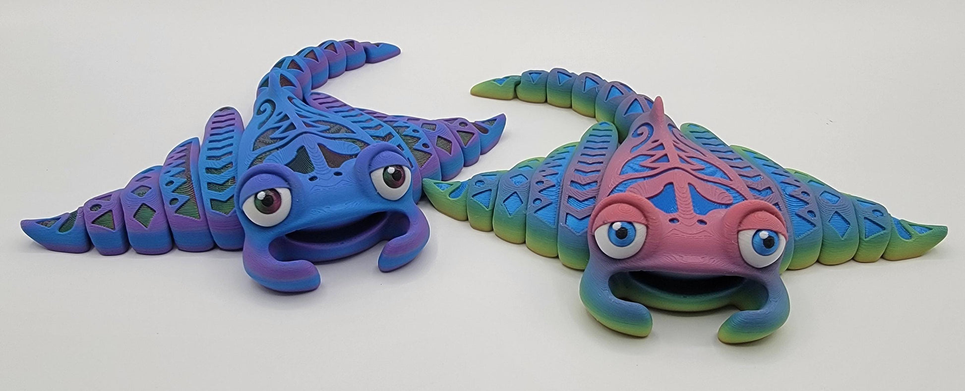 Meet our adorable 3D Printed Tribal Tattooed Manta Ray Fidget Toy – your companion for stress relief and endless fun! Crafted with precision, this Tattooed Manta Ray is more than just a toy; it's a delightful escape from the daily hustle.