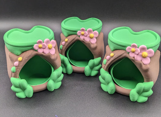 Give your little 3D fidget friend the perfect home with the Cozy Frog Hut! This adorable 3D-printed hideaway is designed to provide your 3D printed frogs, toads, spiders, and other small desk buddies with a cozy and whimsical space to relax.