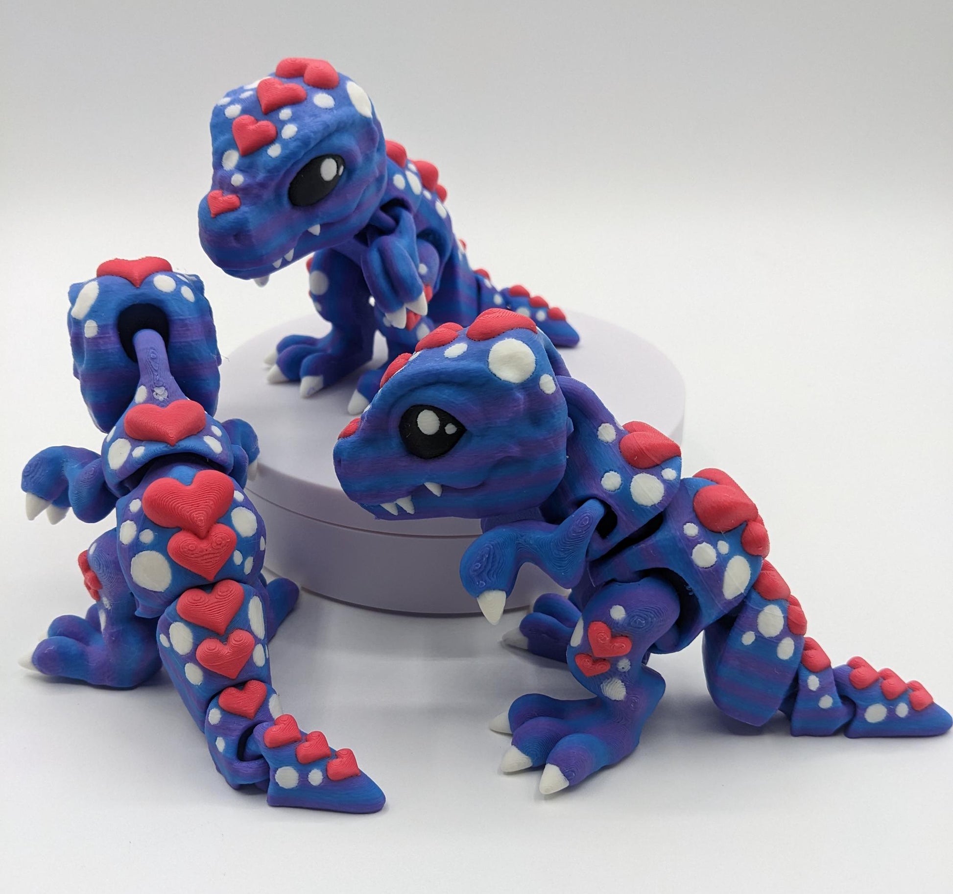Surprise your loved ones with the Sweet Valentine’s Articulated Tiny Heart T-Rex—a delightful 3D-printed fidget toy that combines the charm of dinosaurs with the love-filled theme of Valentine’s Day!
