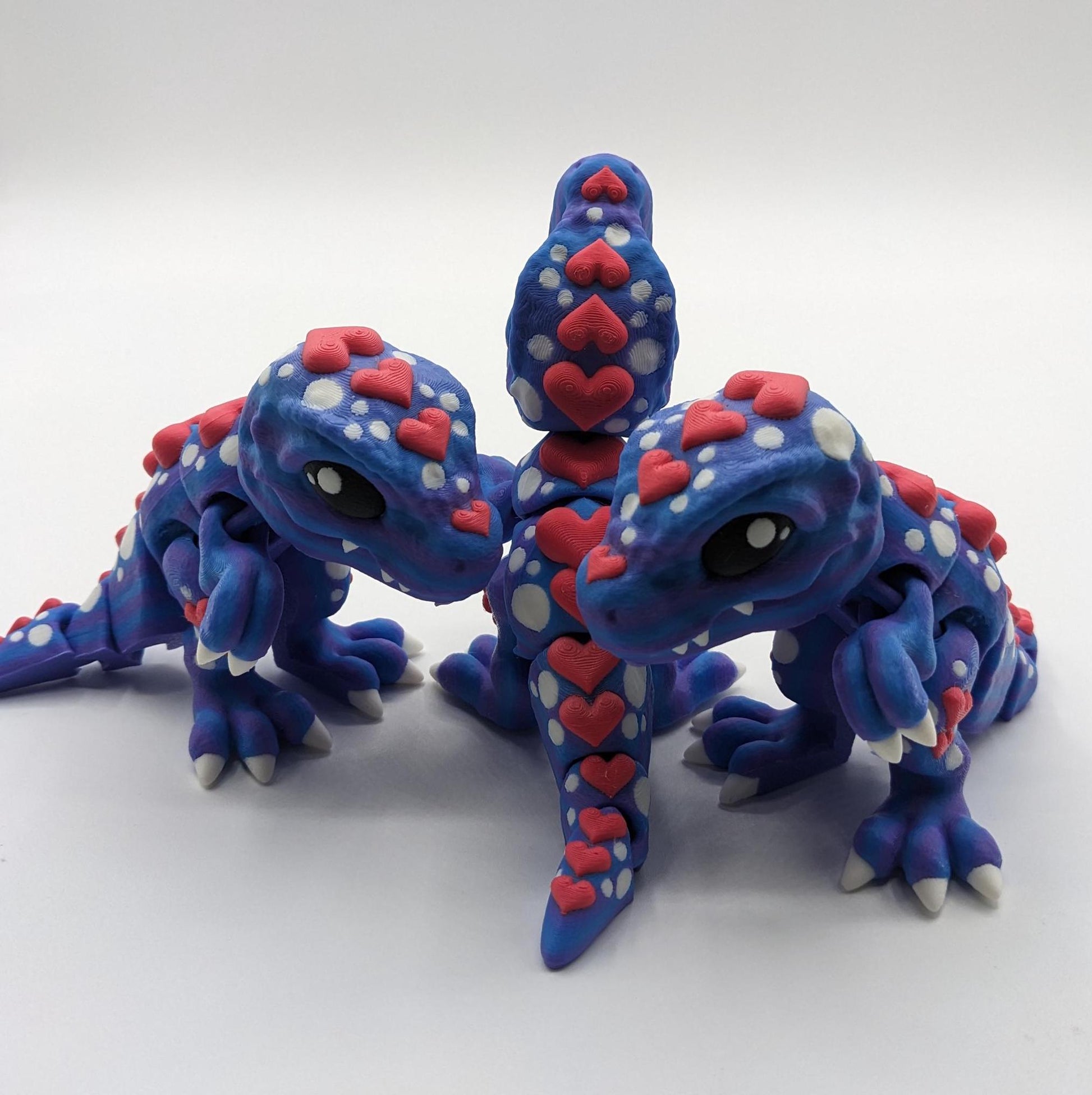 Surprise your loved ones with the Sweet Valentine’s Articulated Tiny Heart T-Rex—a delightful 3D-printed fidget toy that combines the charm of dinosaurs with the love-filled theme of Valentine’s Day!