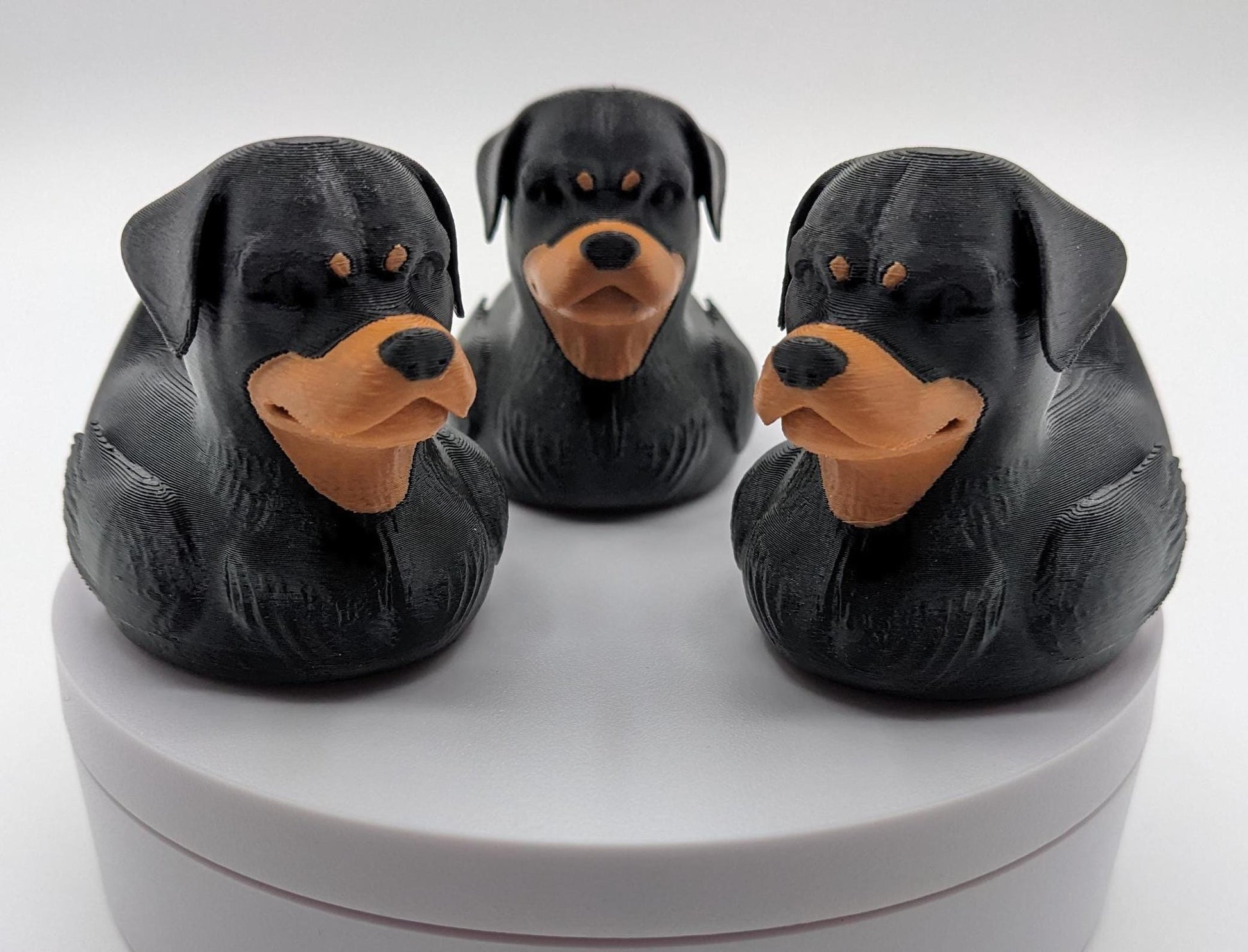 Introducing the Wonderful Rottweiler Dog Duck, a playful and unique 3D-printed creation that combines the strength and loyalty of a Rottweiler with the whimsical charm of a rubber duck! Perfect for Rottweiler enthusiasts, Jeep duck collectors, all duck collectors, or anyone who loves quirky and creative designs, this hybrid piece is sure to bring joy to your home or make the perfect gift for someone special.