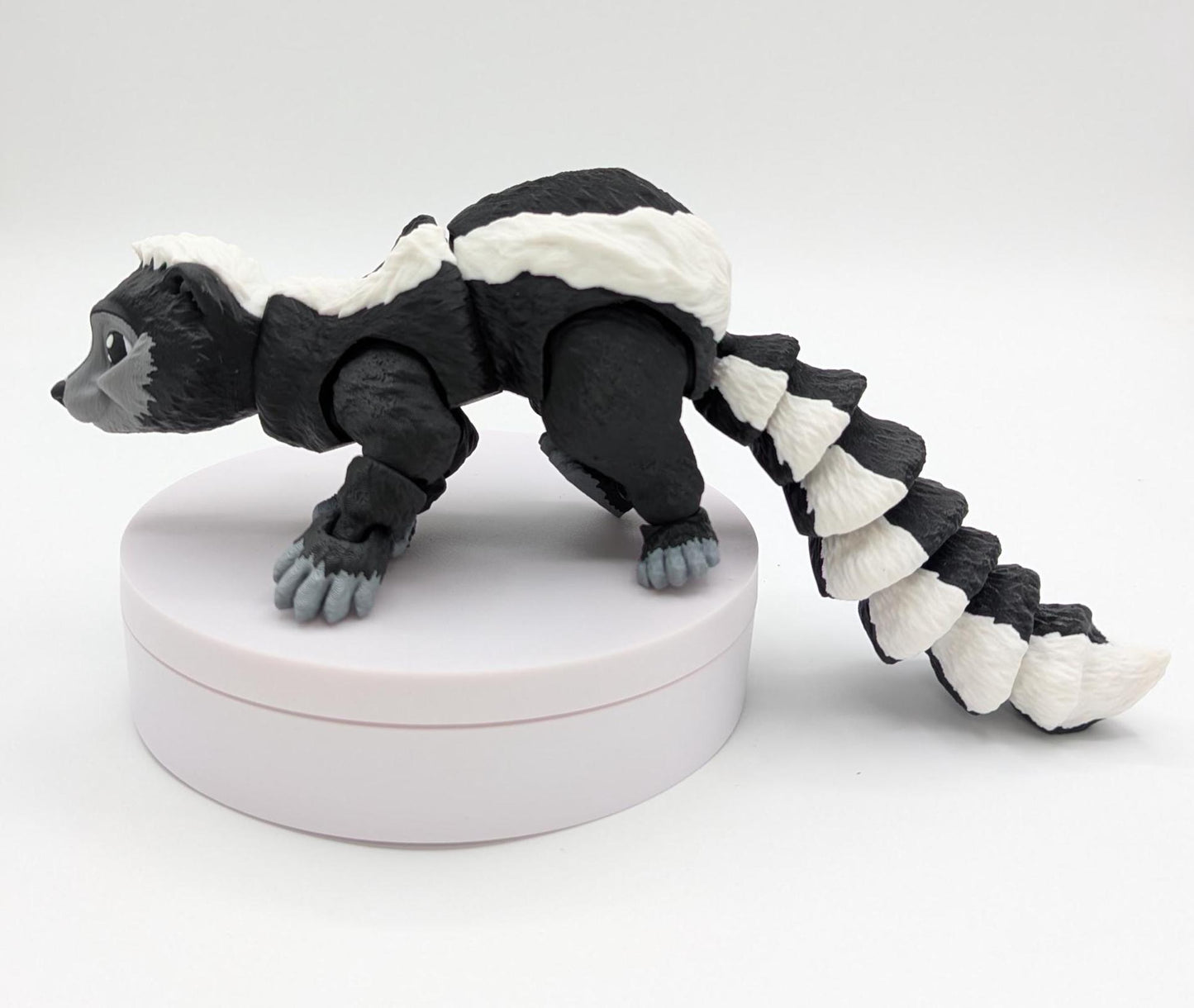 Loveable Articulated Skunk
