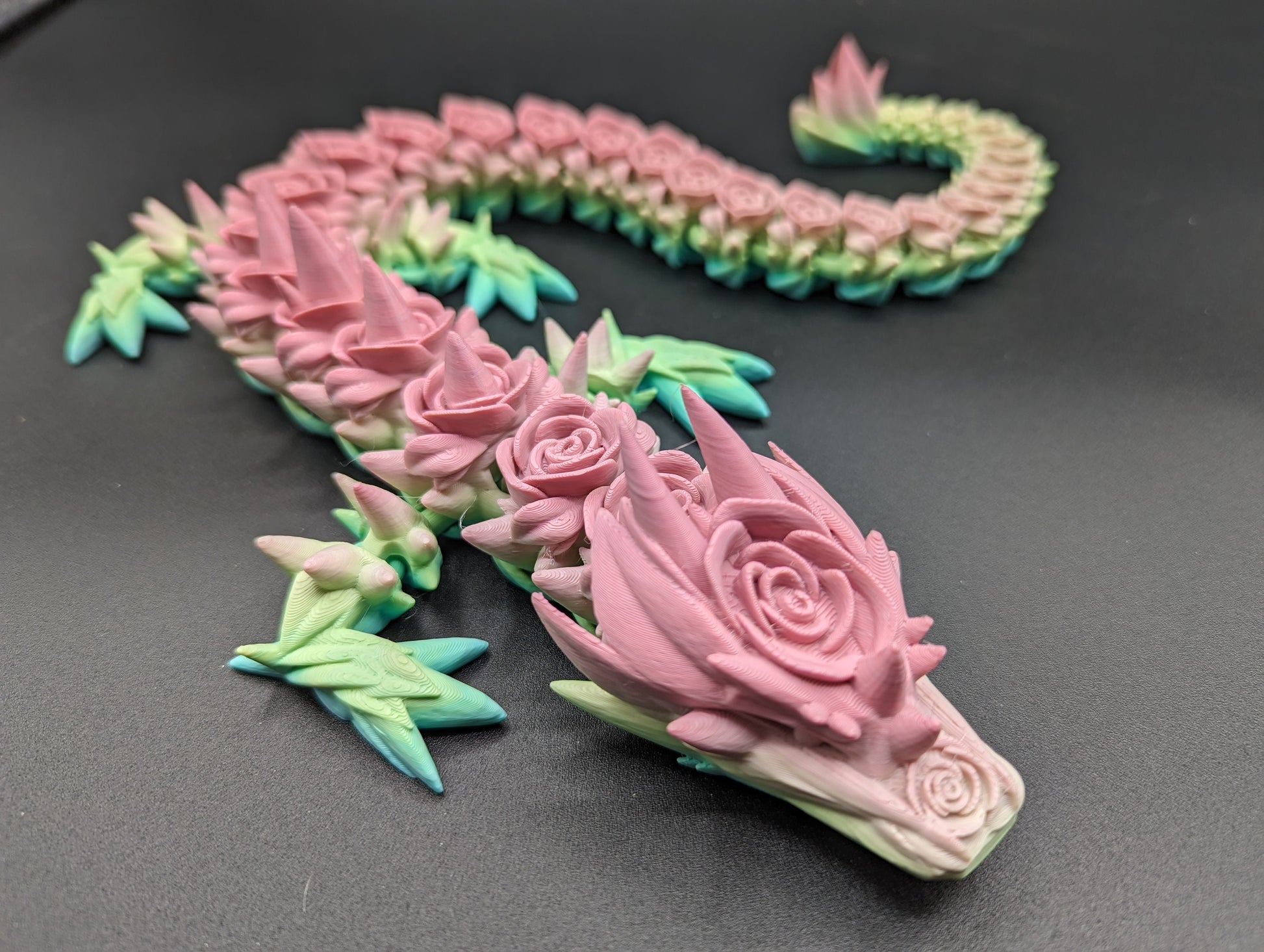 Dragon Cinderwing gothic desk toy Fidget Mythical toy Cinderwing,3D Printed Dragon,Fantasy Gift,Enchanted Decor,Gothic Decor,Dragon Sculpture,Mythical Charm,Toy,Fidget,Desk Toy,Fourth Wing,Andarna