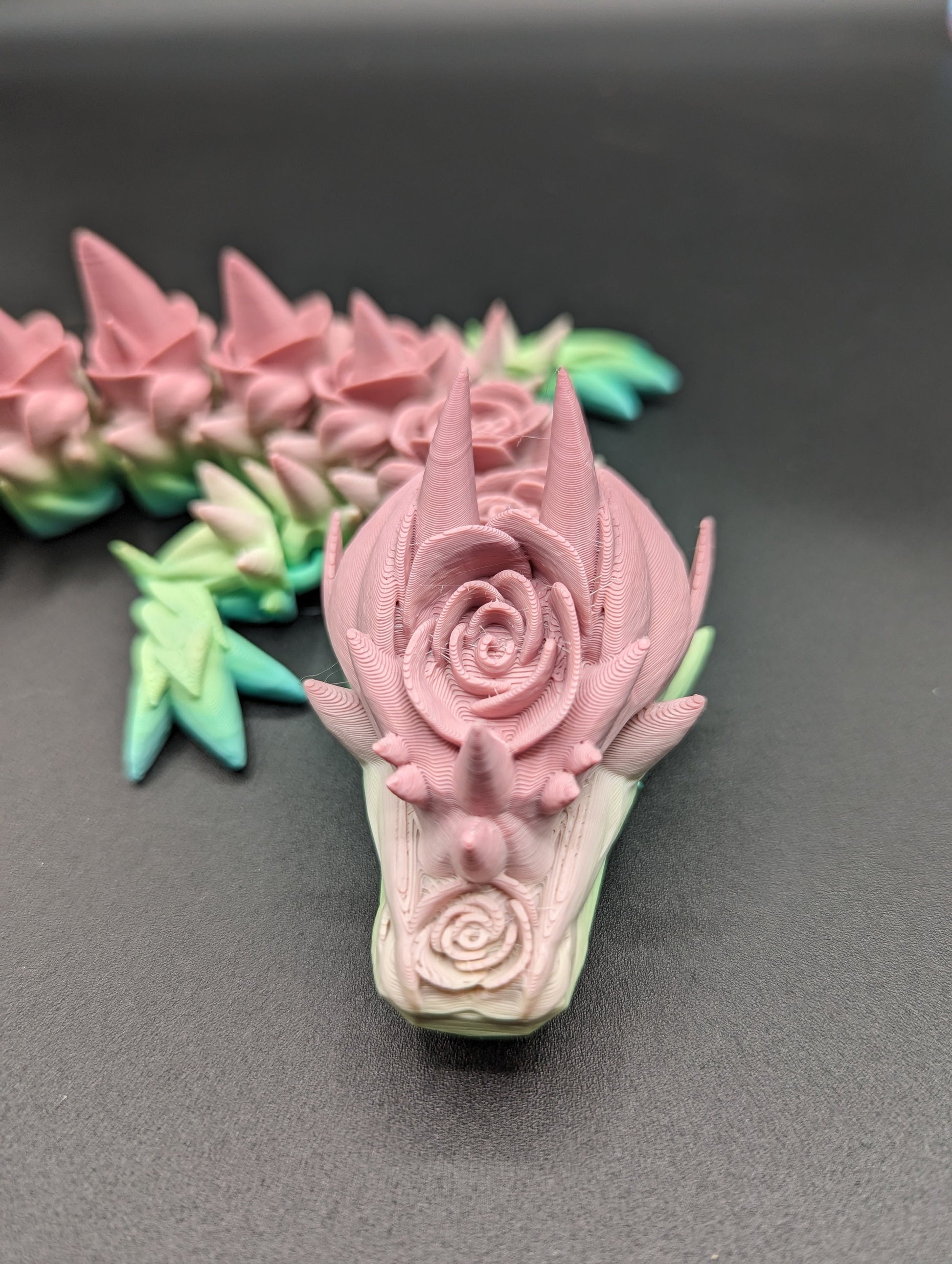 Dragon Cinderwing gothic desk toy Fidget Mythical toy Cinderwing,3D Printed Dragon,Fantasy Gift,Enchanted Decor,Gothic Decor,Dragon Sculpture,Mythical Charm,Toy,Fidget,Desk Toy,Fourth Wing,Andarna