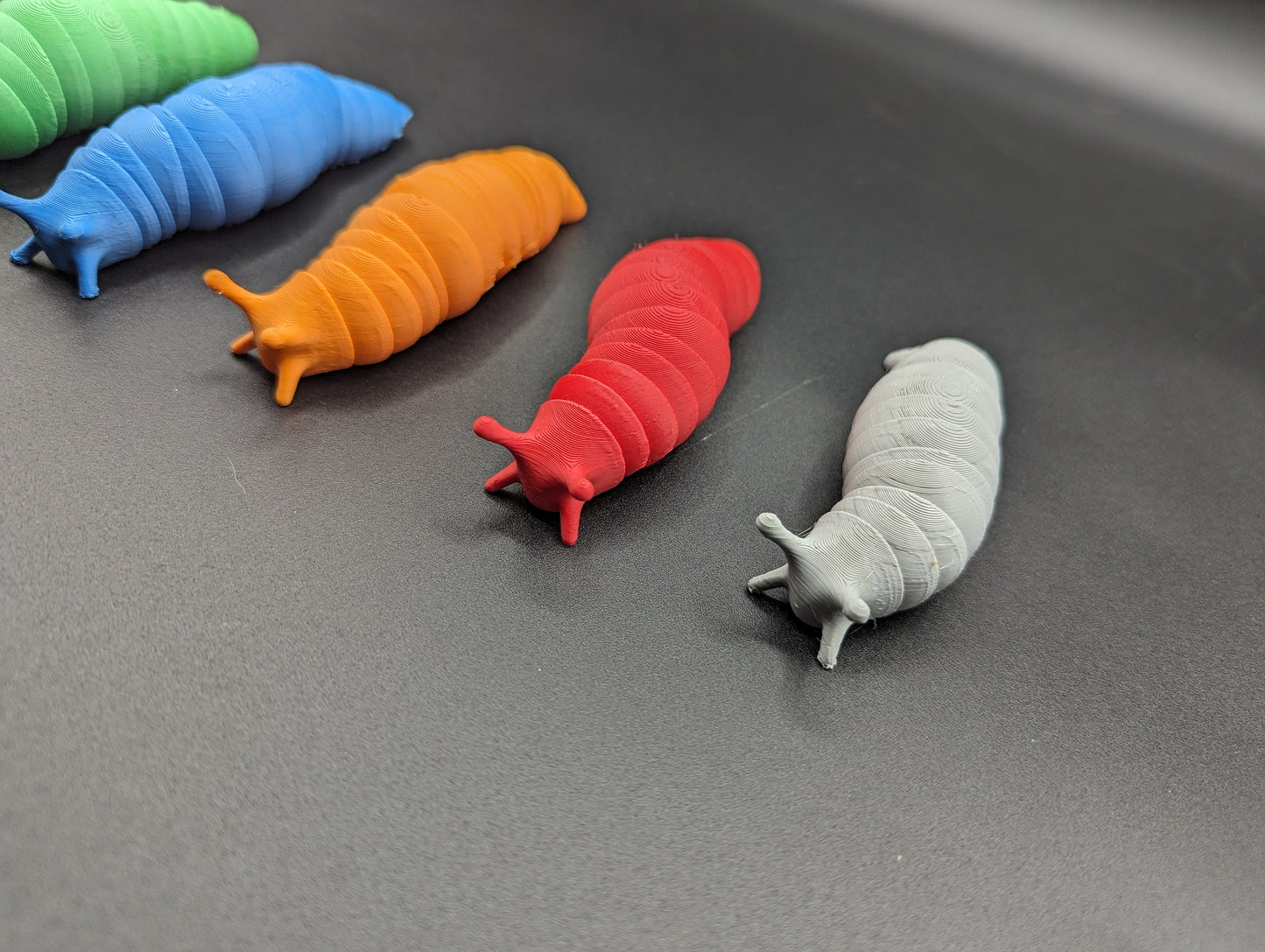 Slug 3D Printed Articulated Slug, desk toy fidget toy gift 3d print, back to school gift Slinky Slug Flexi Flexi Pet Snail 3d