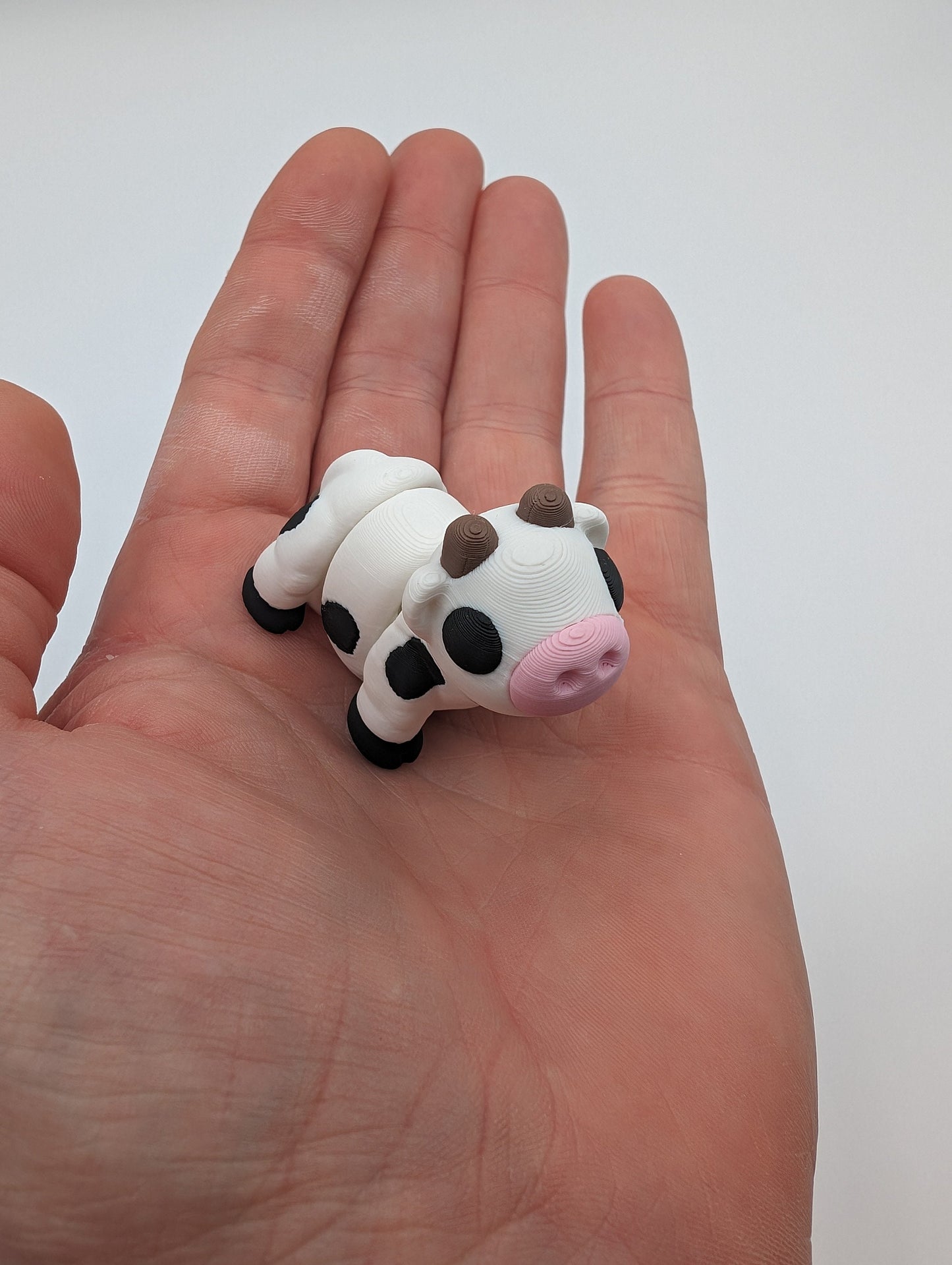 Cow Adorable Baby Cow Fidget Toy 3D Printed Articulated Stress Relief Cute Sensory Toy for Relaxation and Focus