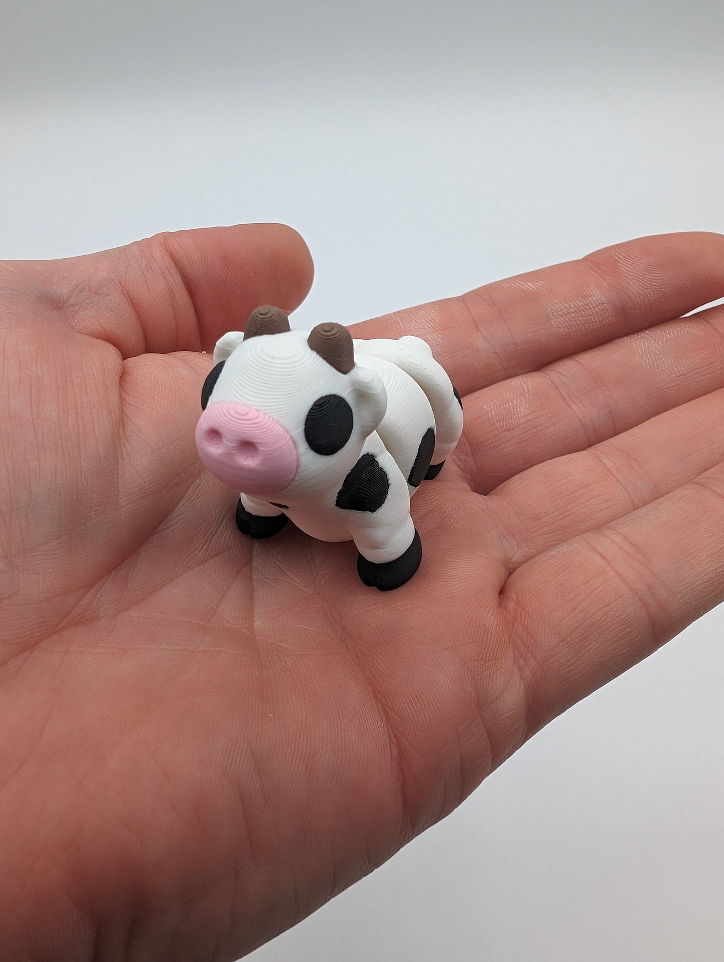 Cow Adorable Baby Cow Fidget Toy 3D Printed Articulated Stress Relief Cute Sensory Toy for Relaxation and Focus
