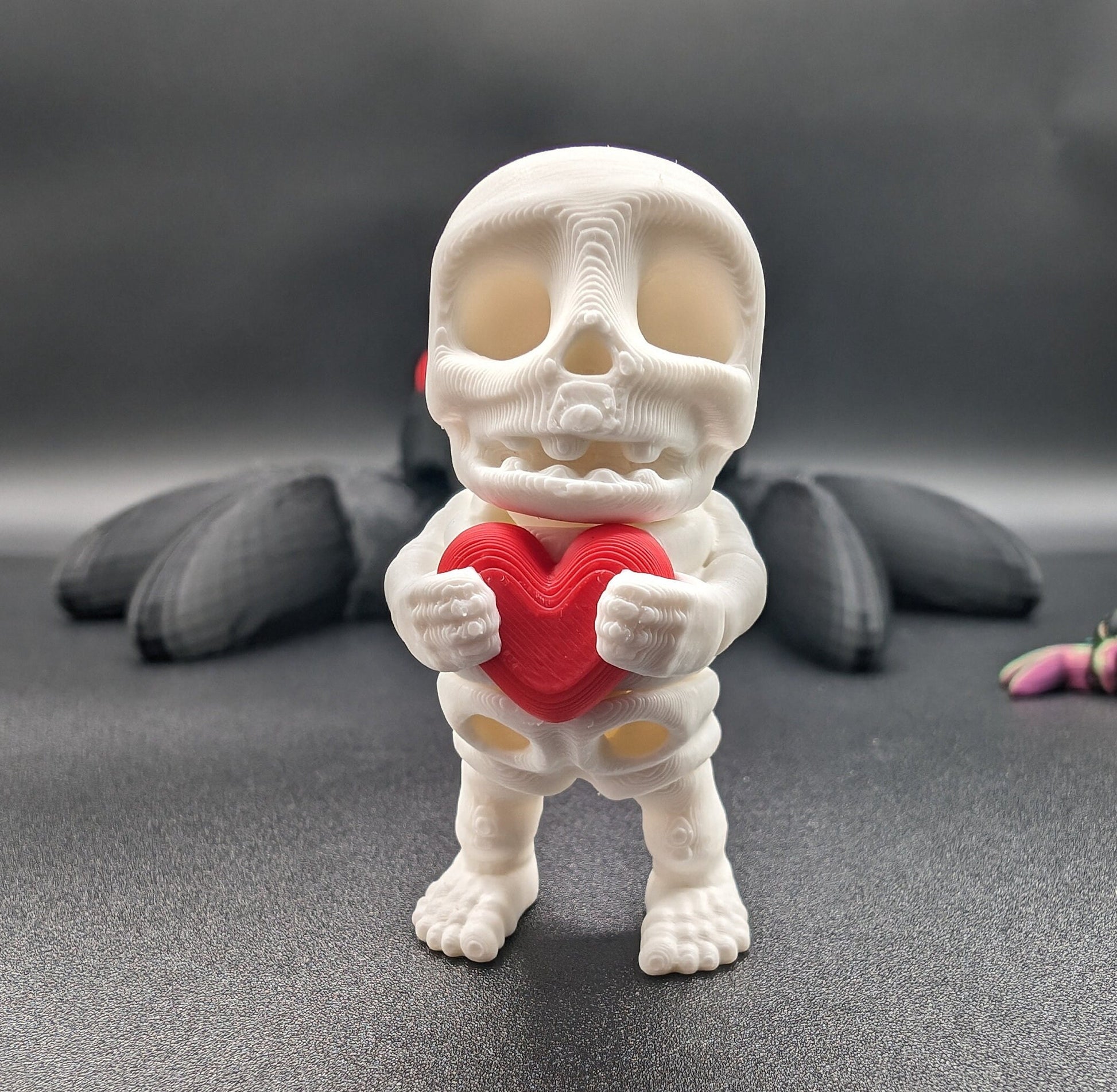 Skeleton Valentine&#39;s Tiny Skeleton Valentine 3D Printed Articulated Tiny Toy Unique Romantic Gift for Stress Relief