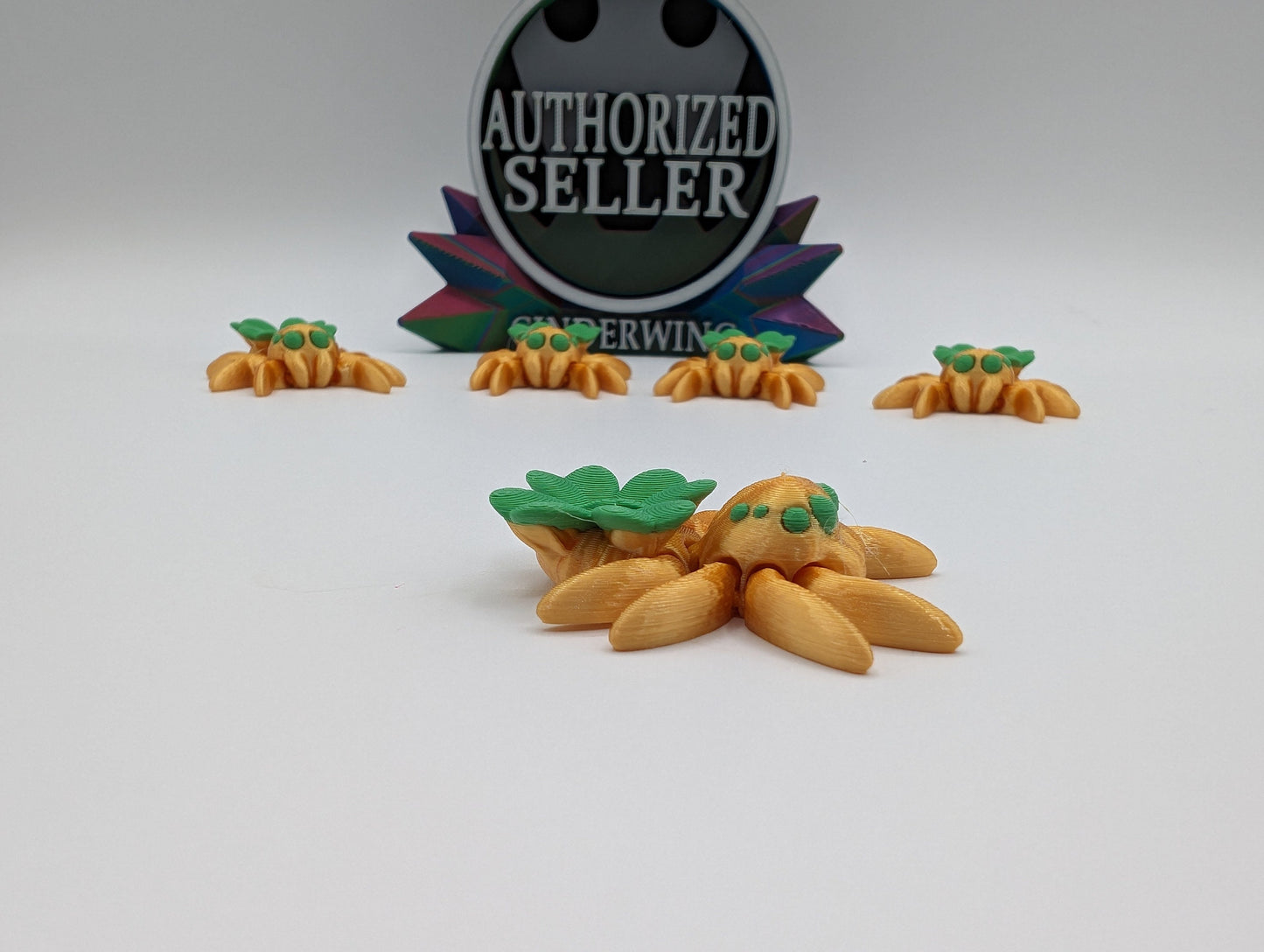TINY ARTICULATING Clover SPIDER  Fidget Toy Desk Stress Toy