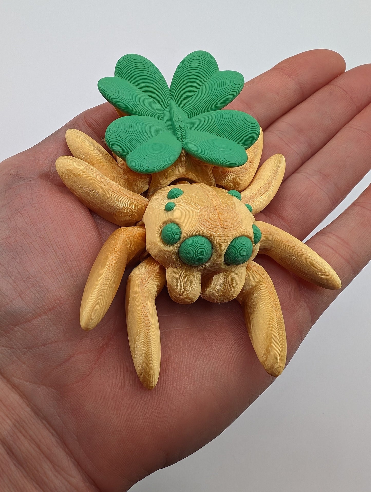 TINY ARTICULATING Clover SPIDER  Fidget Toy Desk Stress Toy