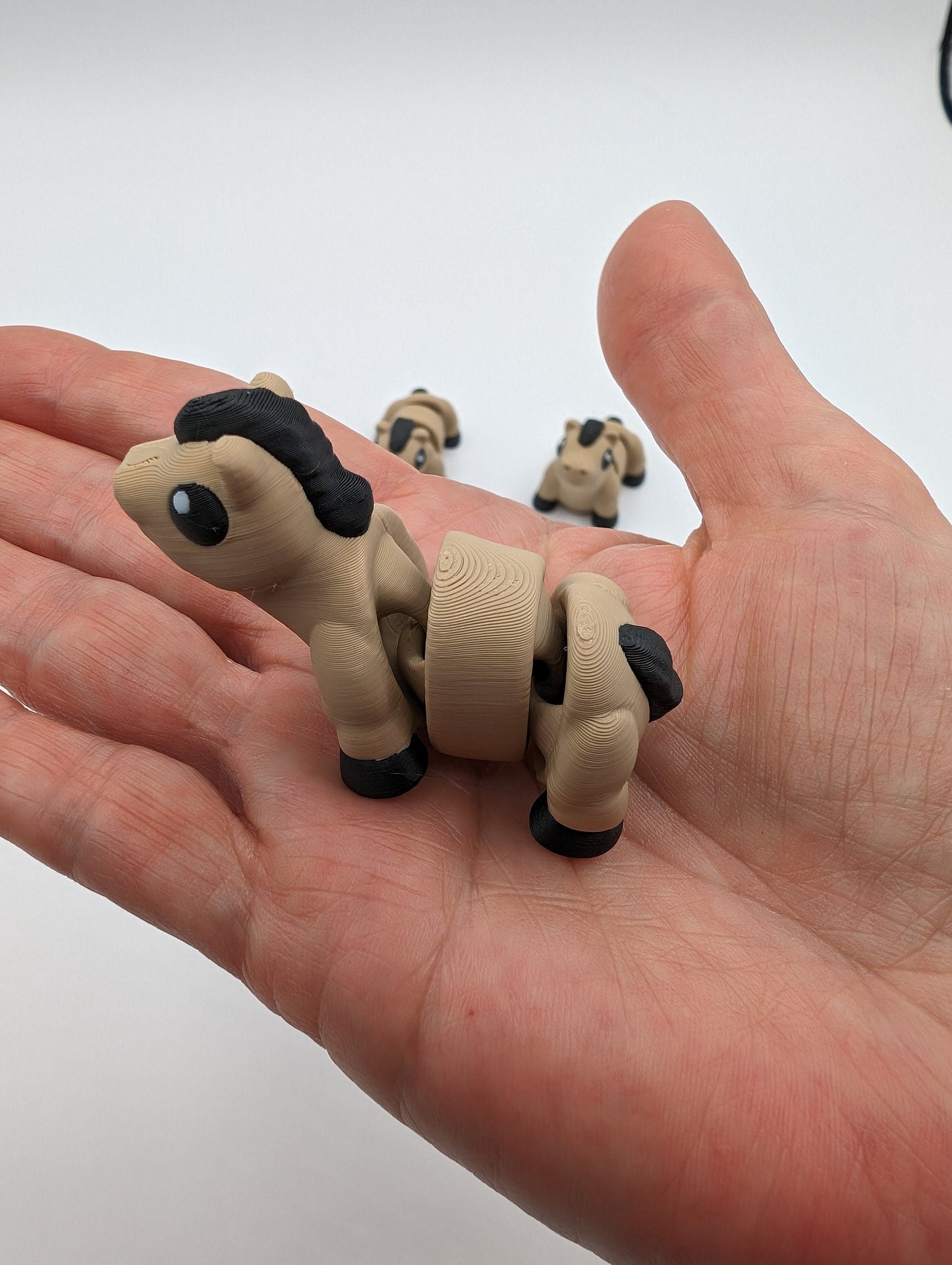 Tiny Horse Fidget Toy 3D Printed Pony Articulated Stress Relief Cute Sensory Toy for Relaxation and Focus