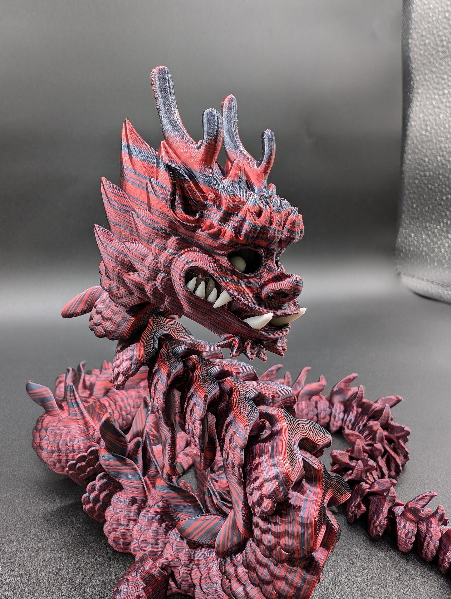 Dragon articulated dragon Fidget Toy by Flexi Factory designed to bring endless entertainment Desk Stress Toy Dragon Decoration