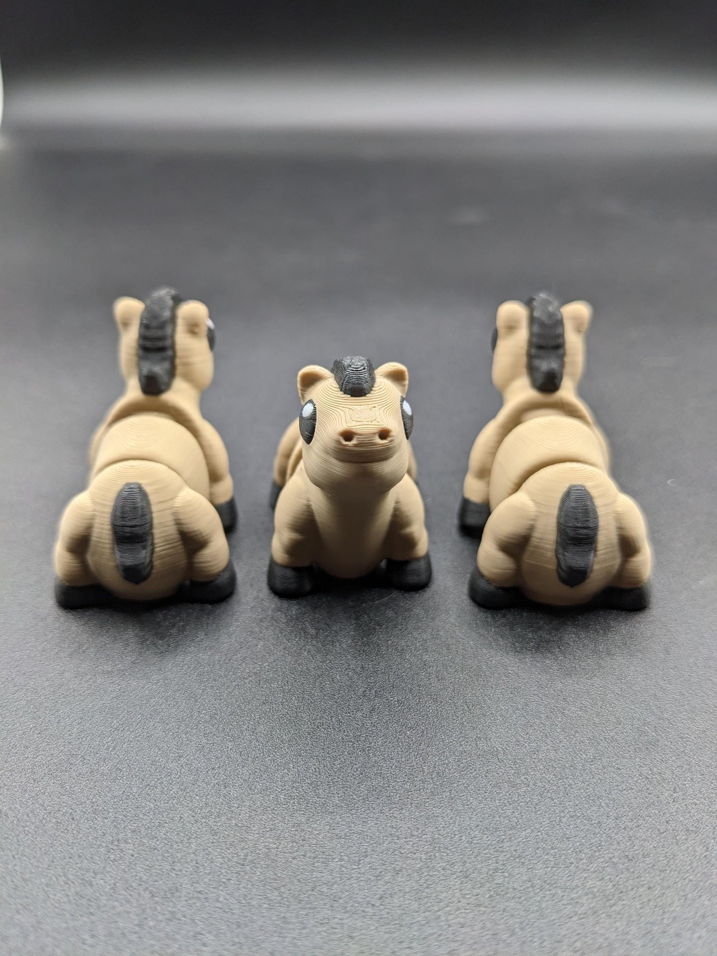 Tiny Horse Fidget Toy 3D Printed Pony Articulated Stress Relief Cute Sensory Toy for Relaxation and Focus