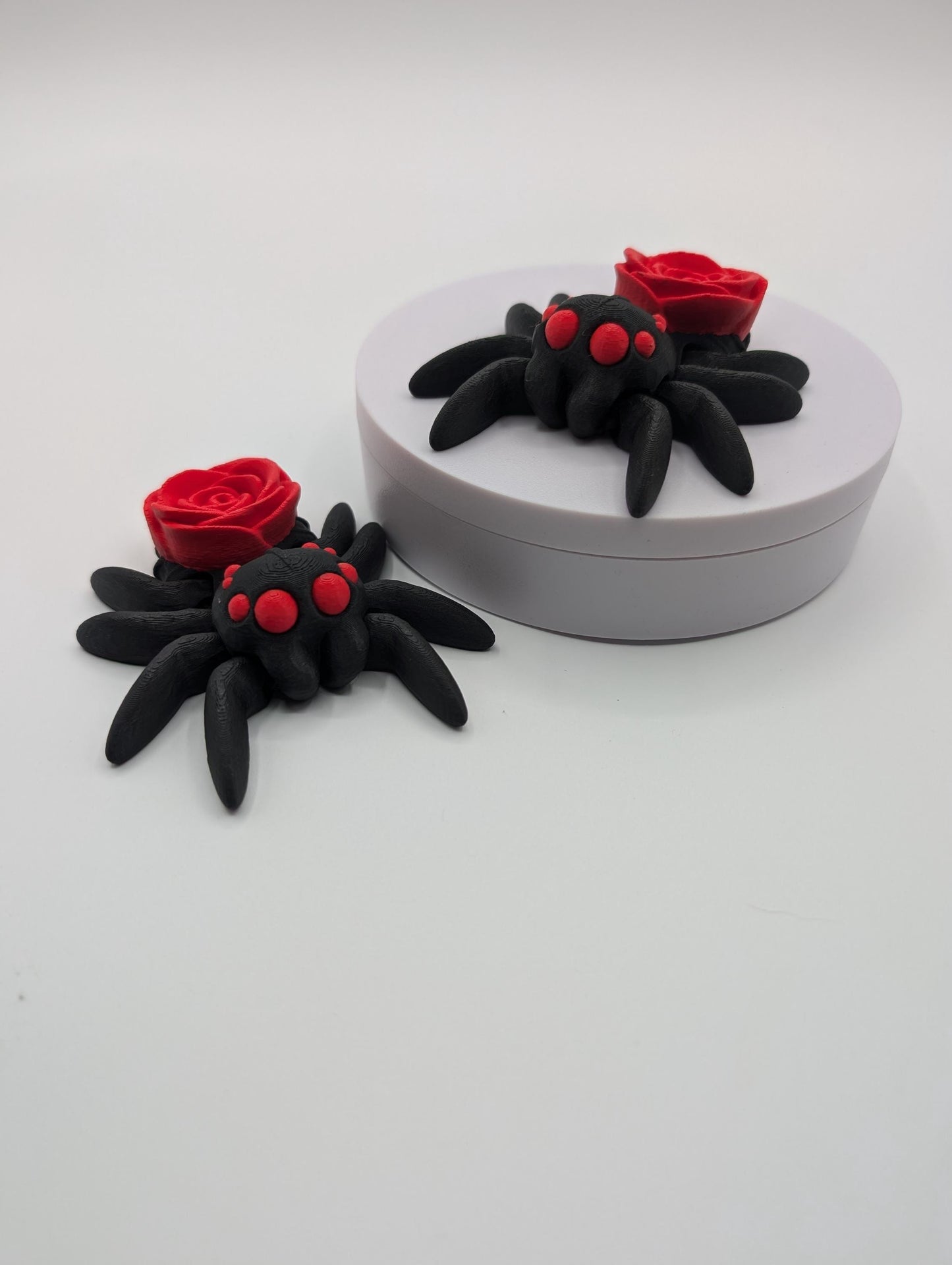 Rose TINY ARTICULATING SPIDER Fidget Toy Desk Stress Toy Valentine 3D Printed Articulated Tiny Toy Unique Romantic Gift Stress Relief
