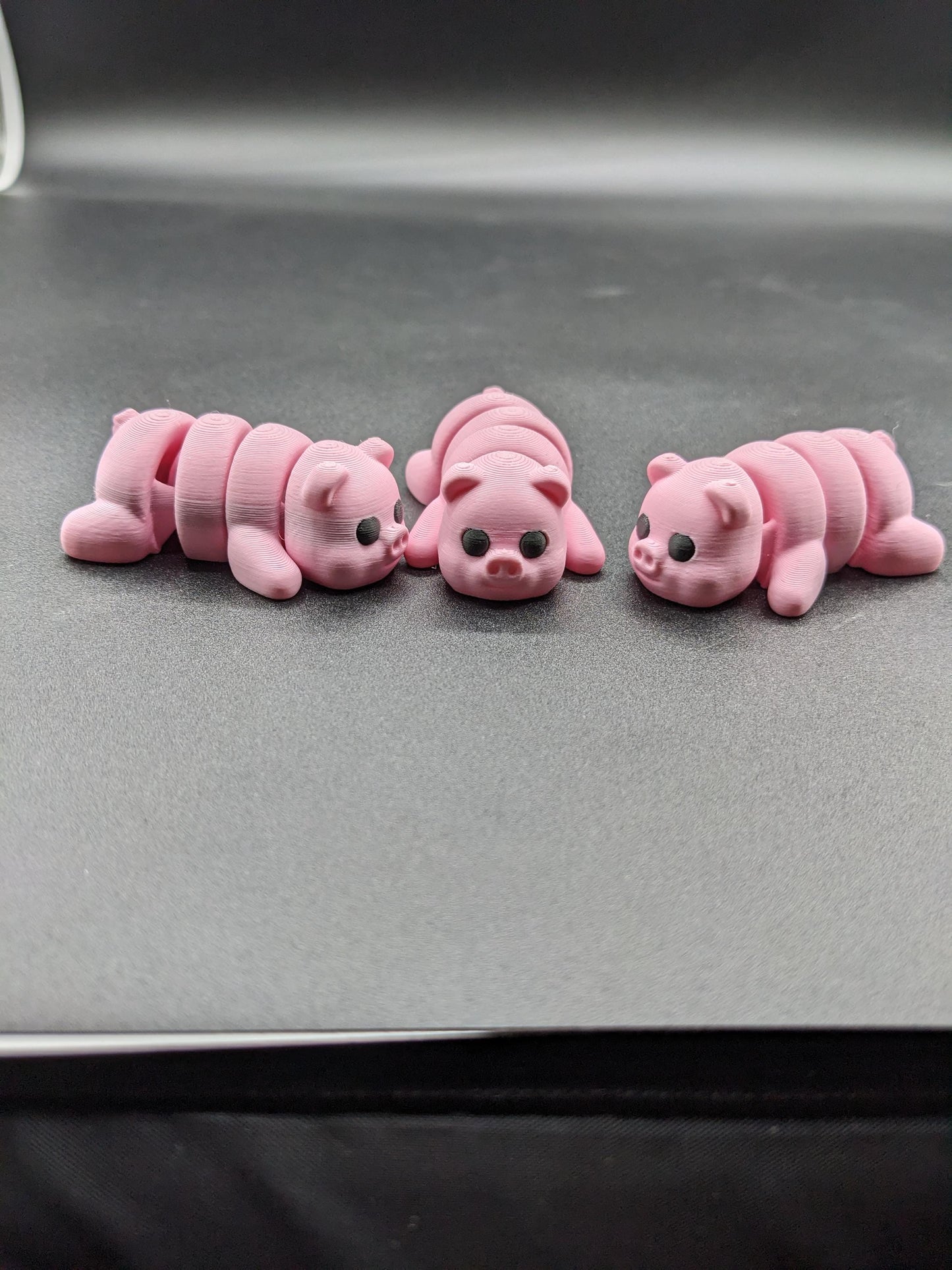 Tiny Pig Fidget Toy 3D Printed Articulated Stress Relief Cute Sensory Toy for Relaxation and Focus