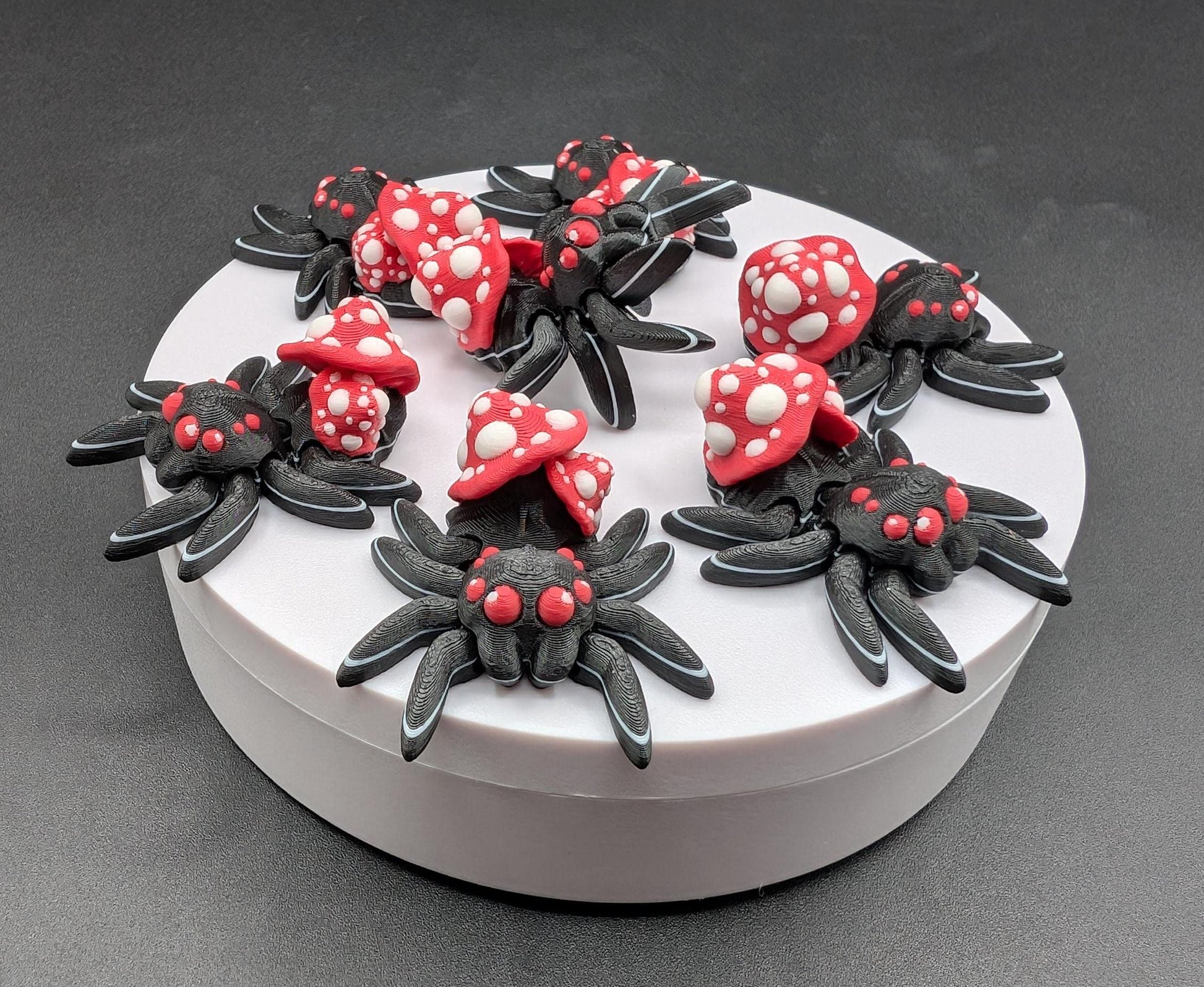 Introducing our Cute Articulated Mushroom Spider, a delightful fusion of nature and imagination. Perfect for anyone who loves unique decor, this charming spider is sure to bring a smile to your face.