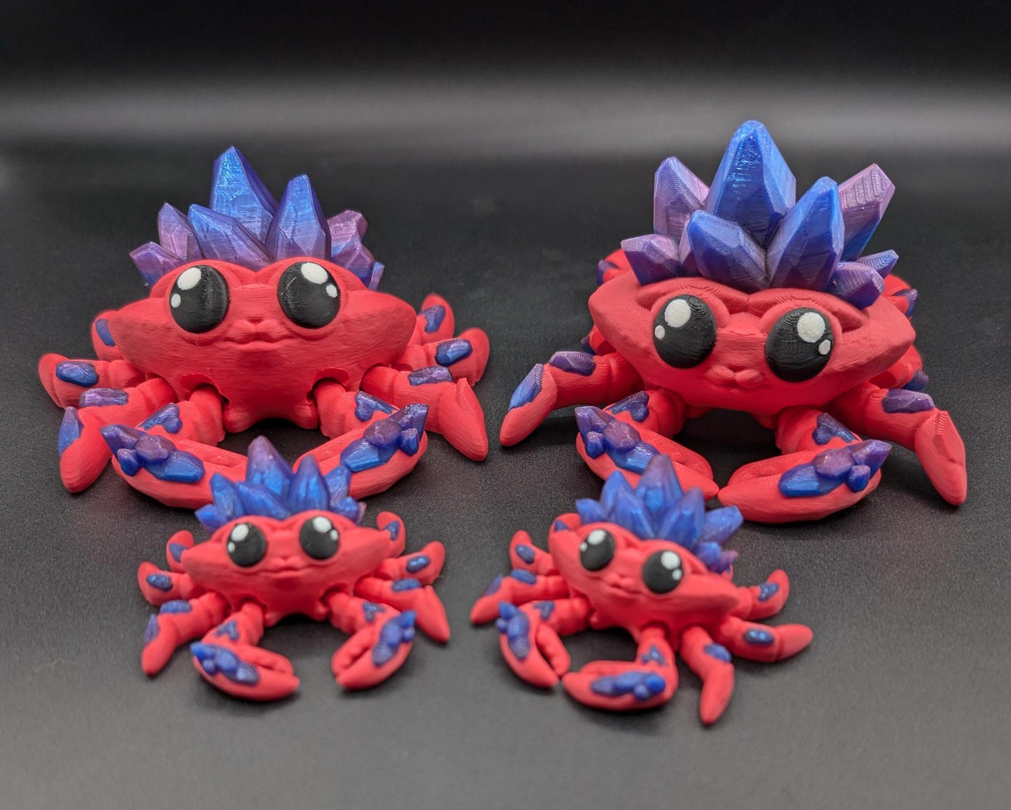 Introducing our Articulated Crystal Gemstone Crab Fidget Toy, a captivating blend of beauty and stress relief. Perfect for fidget enthusiasts and ocean lovers, this charming crab offers a unique way to unwind.