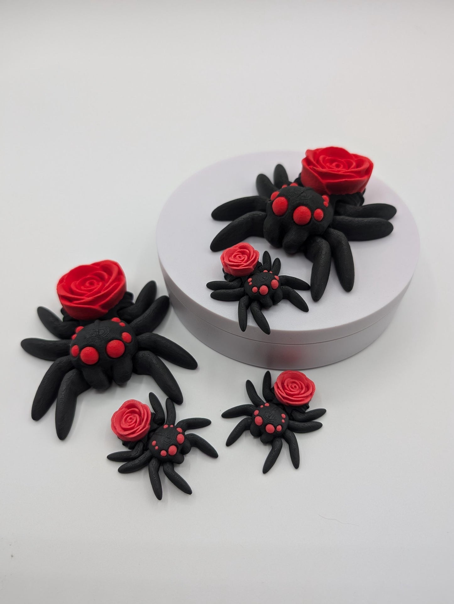 Rose TINY ARTICULATING SPIDER Fidget Toy Desk Stress Toy Valentine 3D Printed Articulated Tiny Toy Unique Romantic Gift Stress Relief