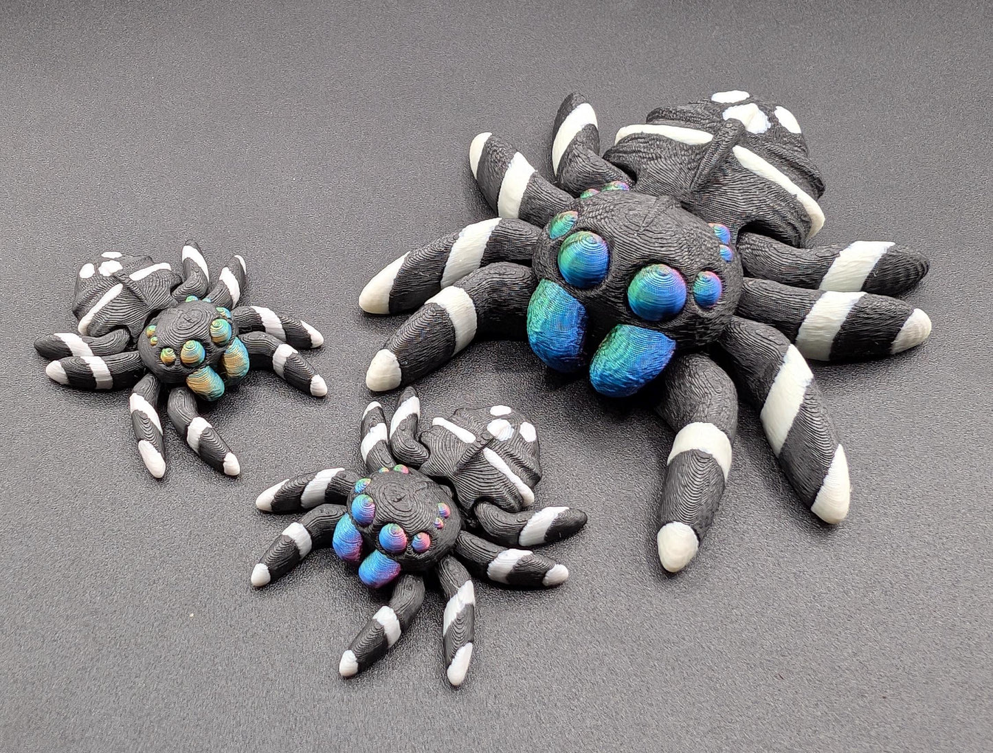 JUMPING ARTICULATING SPIDER , Fidget Toy, Desk Stress Toy