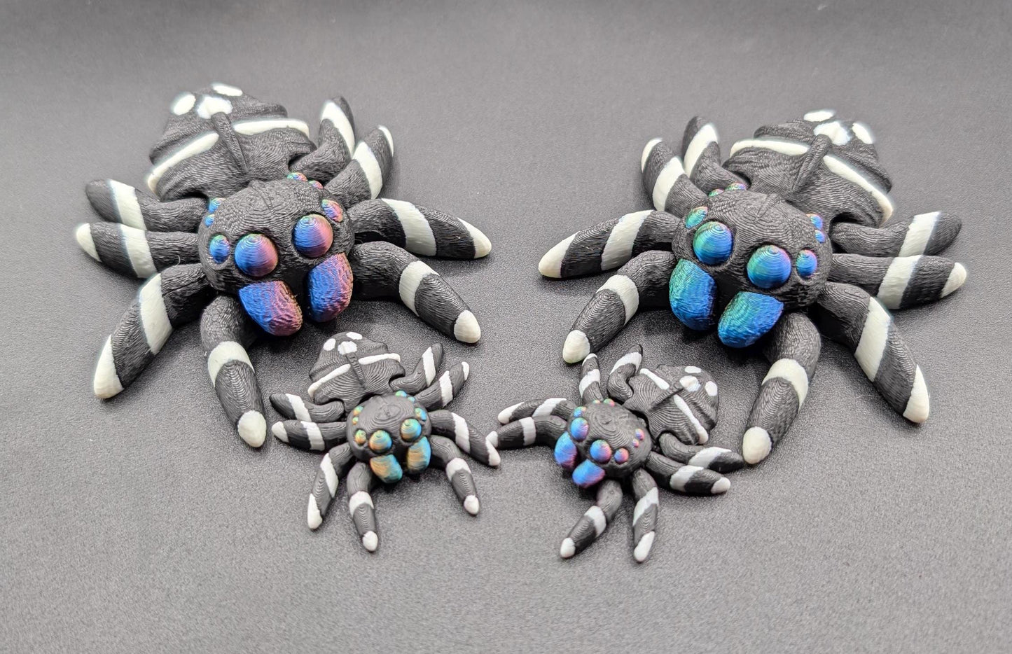 JUMPING ARTICULATING SPIDER , Fidget Toy, Desk Stress Toy