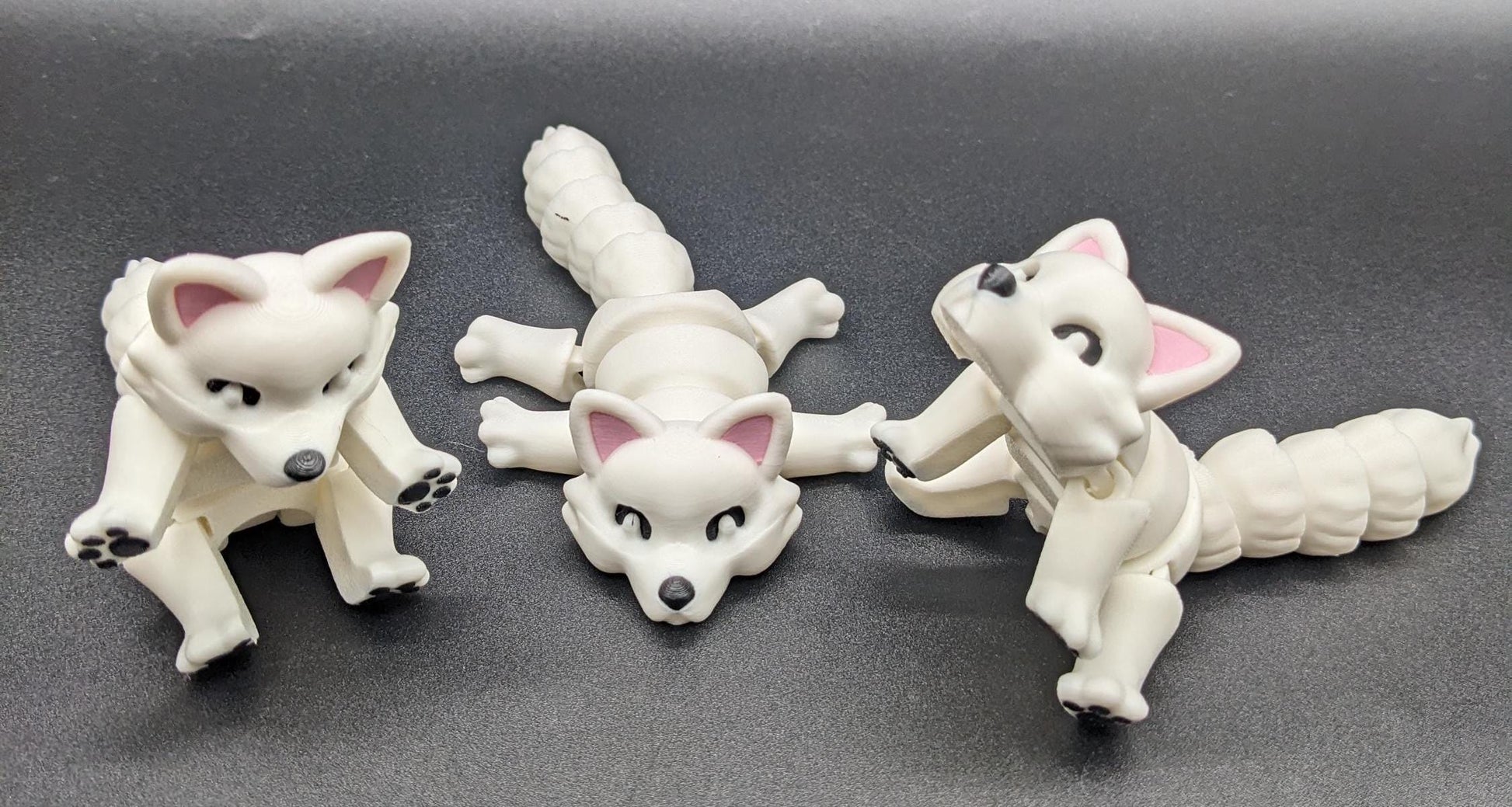 Bring the beauty of the Arctic into your hands with our Articulated Arctic Fox Fidget Toy with movable joints, allowing you to pose & play with it in countless ways. Ideal for fidgeting, stress relief, & imaginative play.