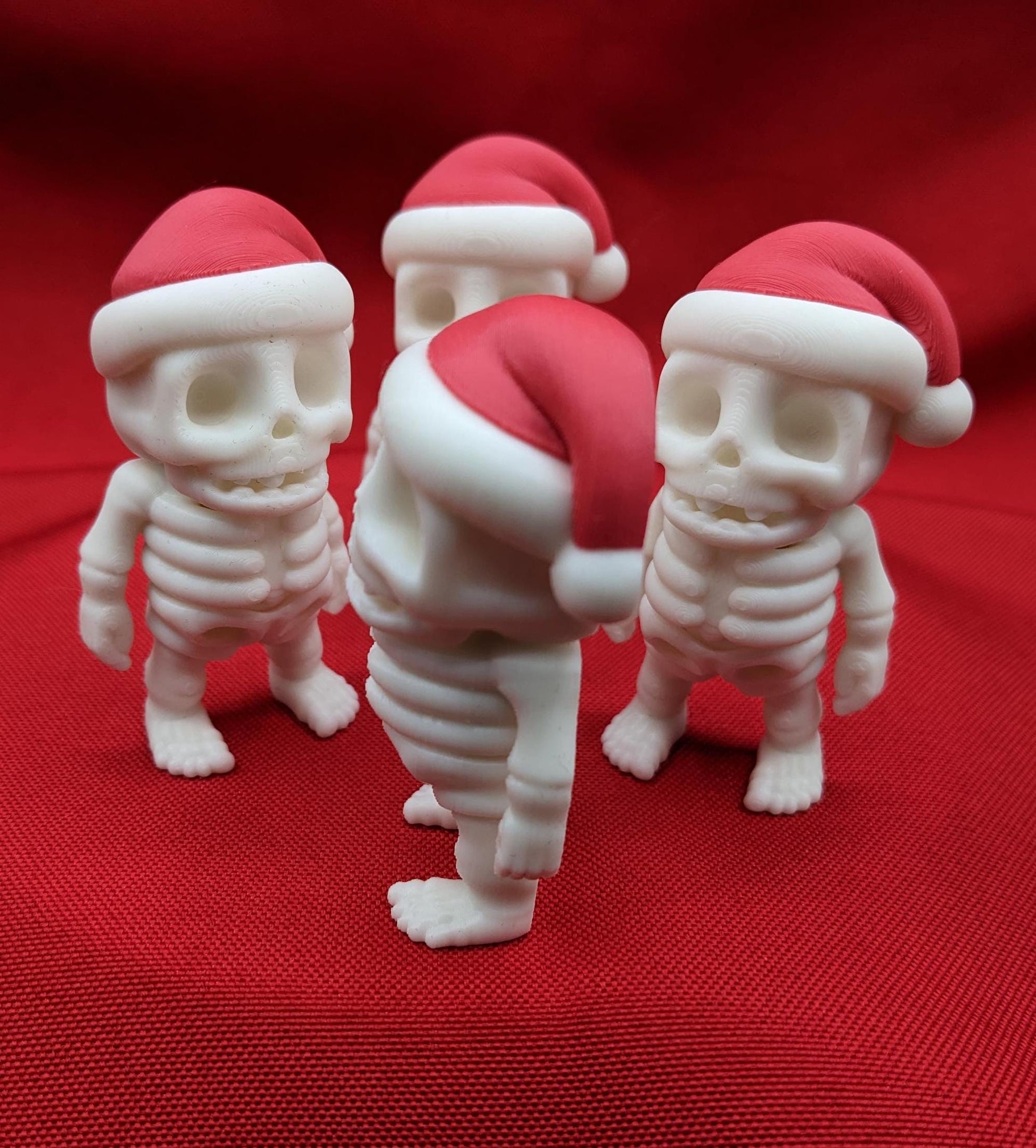 Add a playful twist to your holiday season with the Festive Flexi Christmas Santa Skeleton Fidget Toy! This unique combination of holiday cheer and spooky fun makes it the perfect toy for all ages.