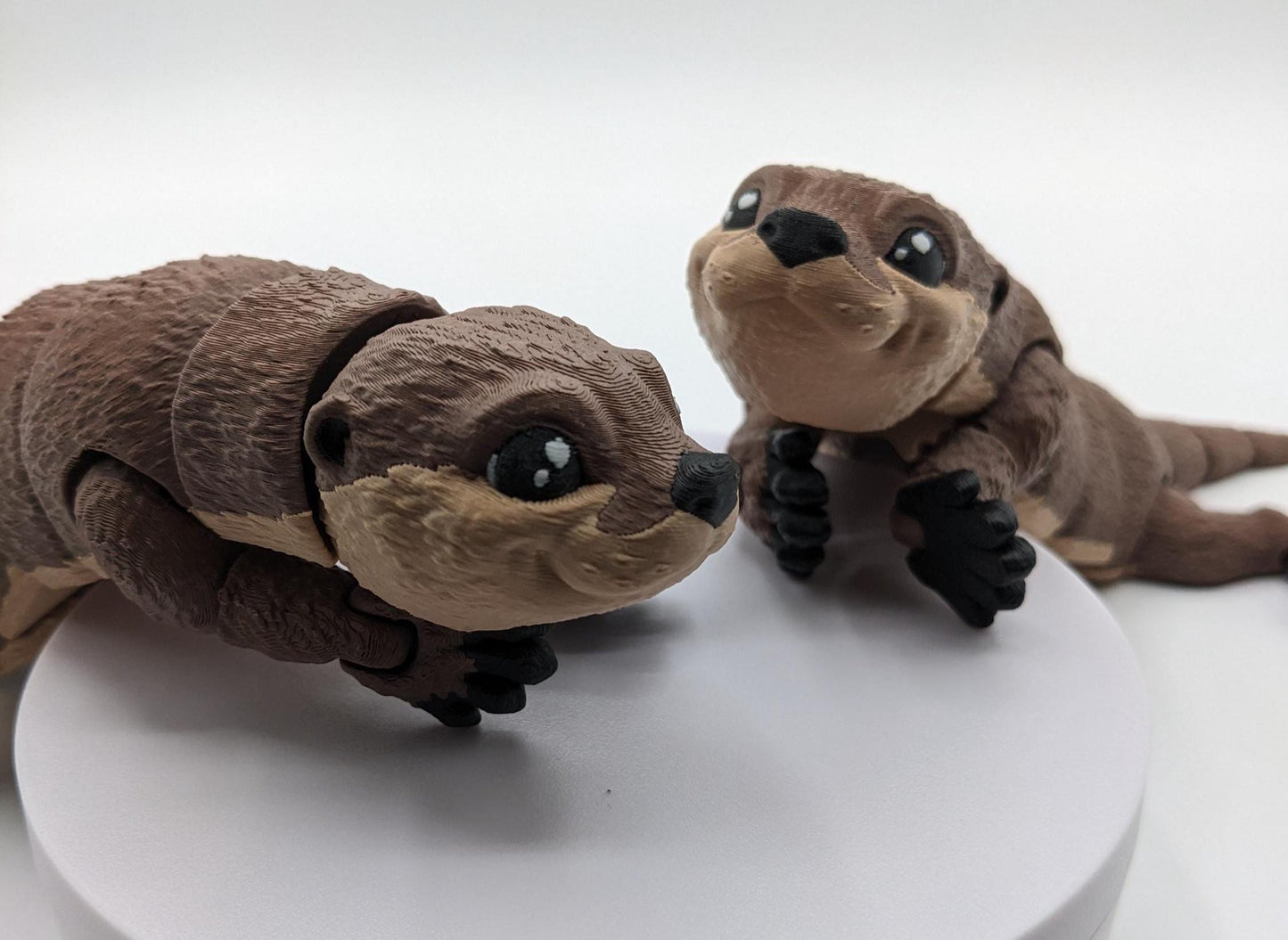 Mischievous Articulated River Otter Toy