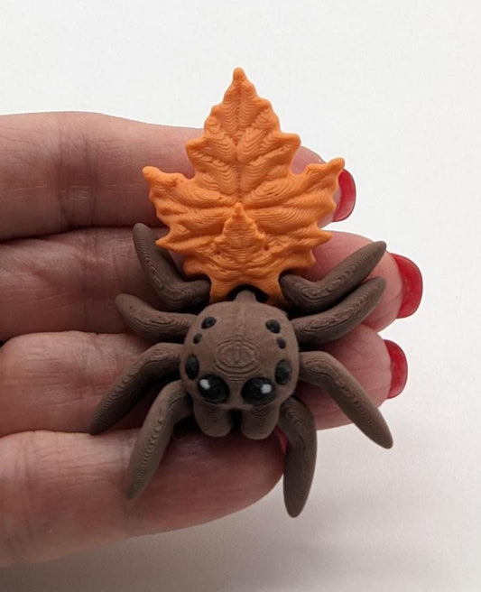 Articulated Autumn Leaf Tiny Spider