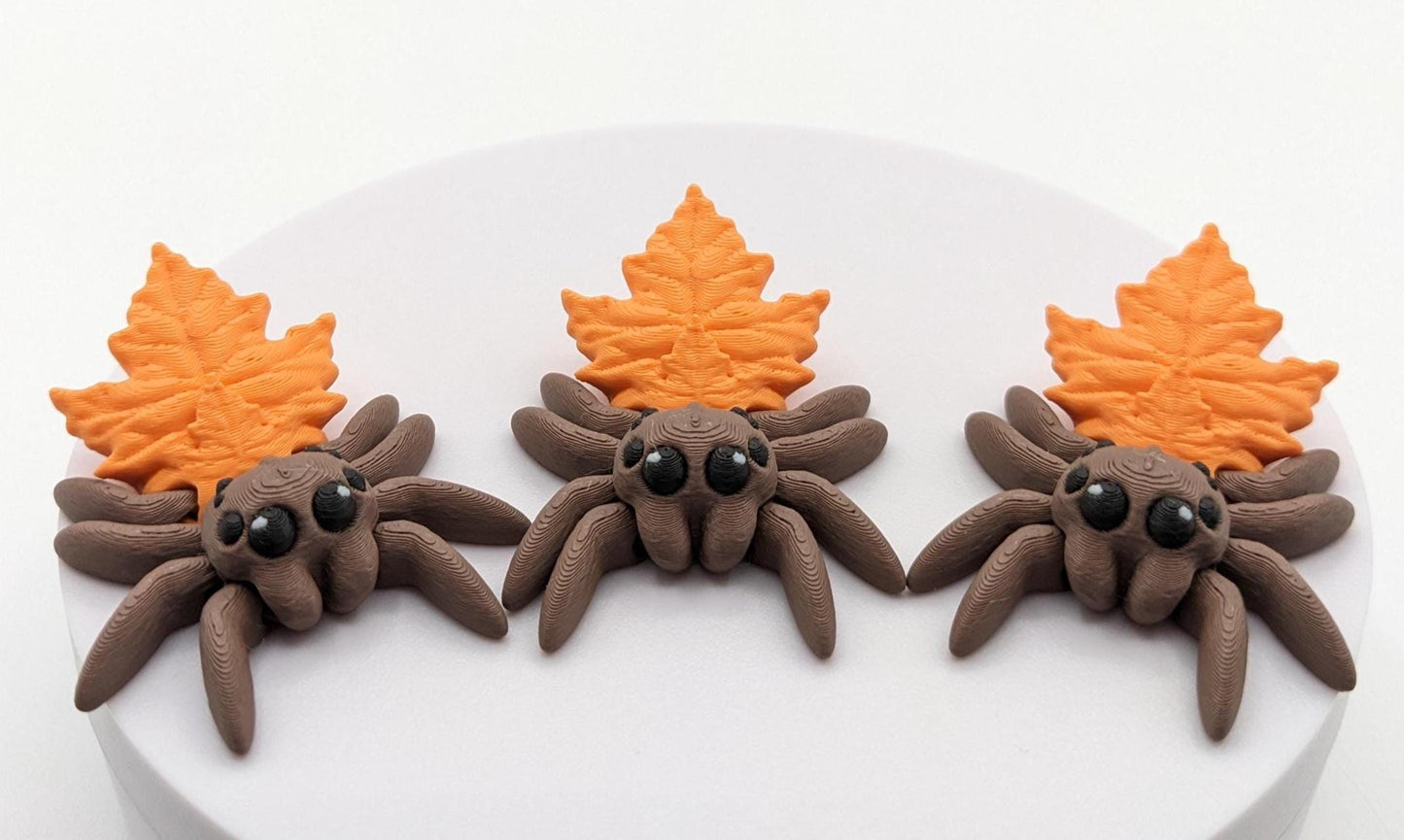 Articulated Autumn Leaf Tiny Spider